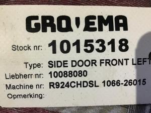 Liebherr Porte latérale avant gauche